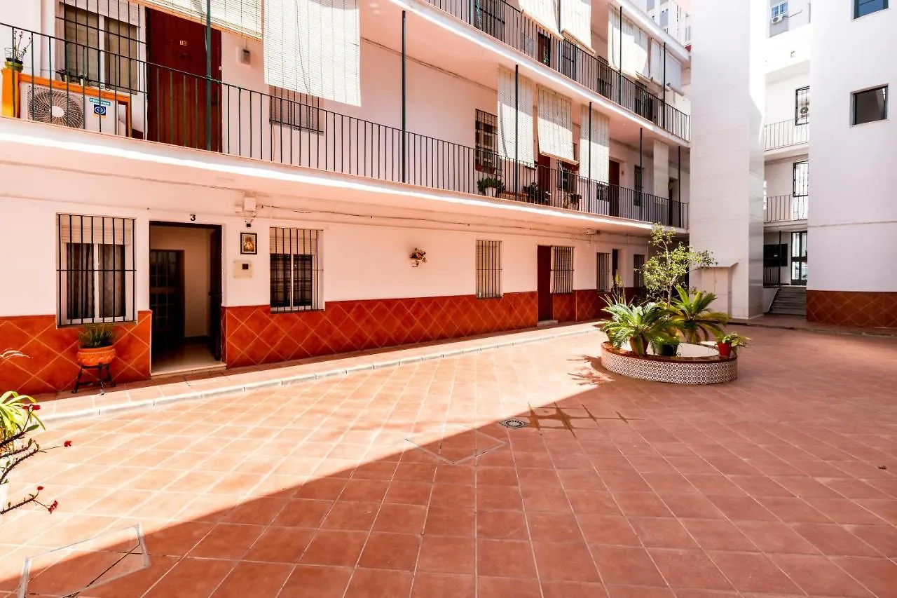 Holi-Rent Salado Apartment Seville