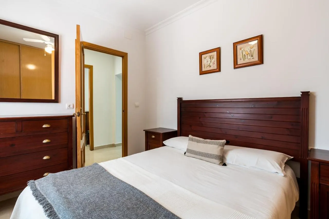 Apartamento Holi-Rent Salado Sevilla 0*,