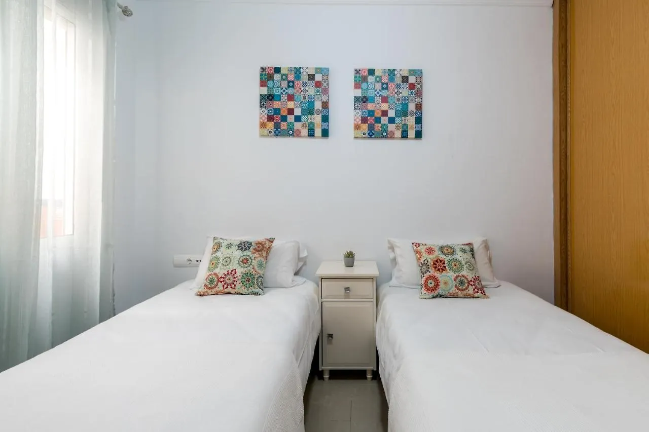 Holi-Rent Salado Apartment Seville Spain