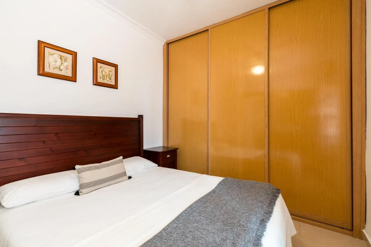 Apartamento Holi-Rent Salado Sevilla 0*,  España