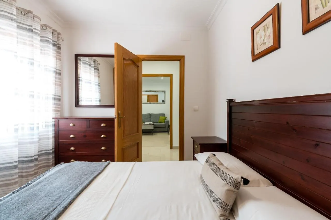 Holi-Rent Salado Apartment Seville