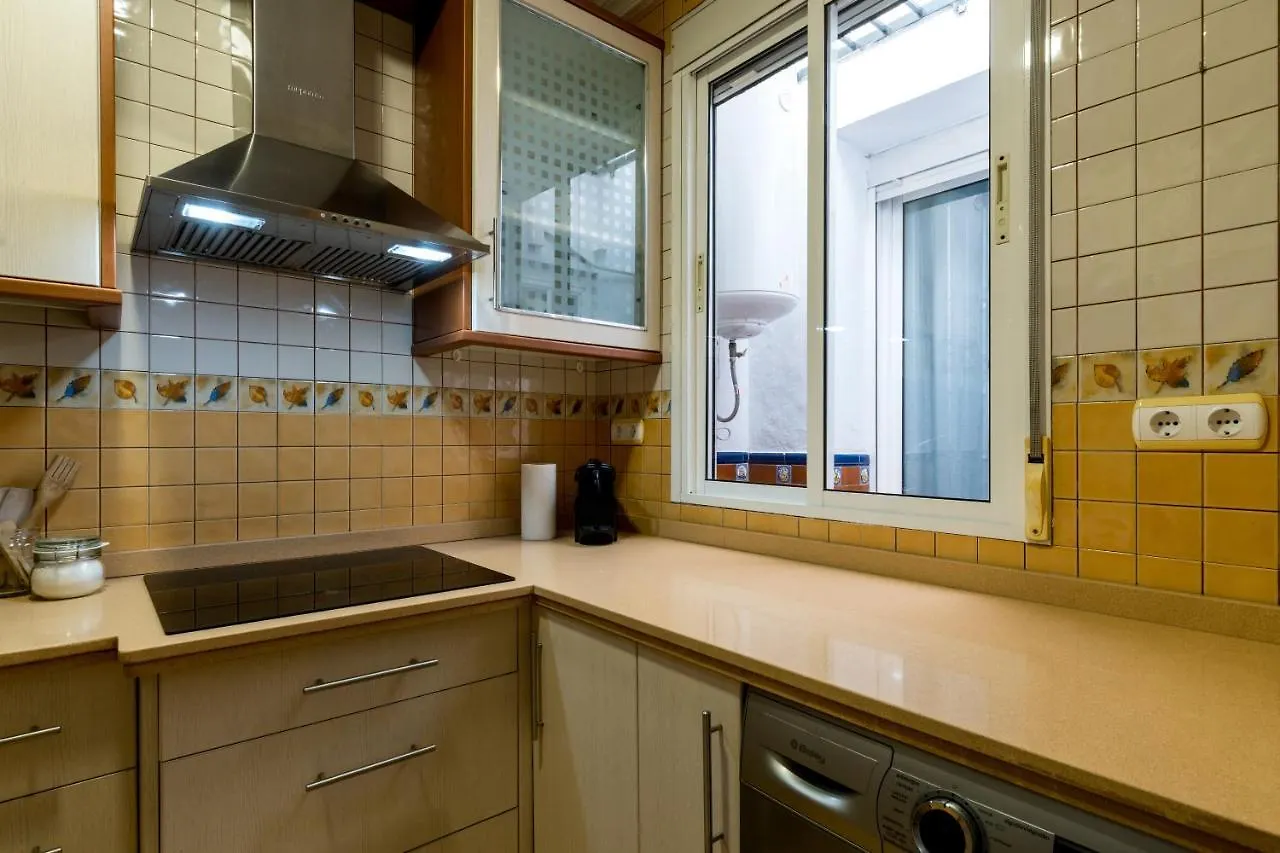 Holi-Rent Salado Apartment Seville